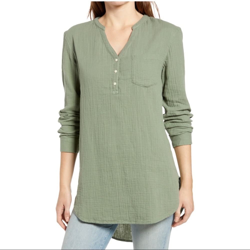 Caslon Long Sleeve High/low Tunic in Green Dune (SP)
